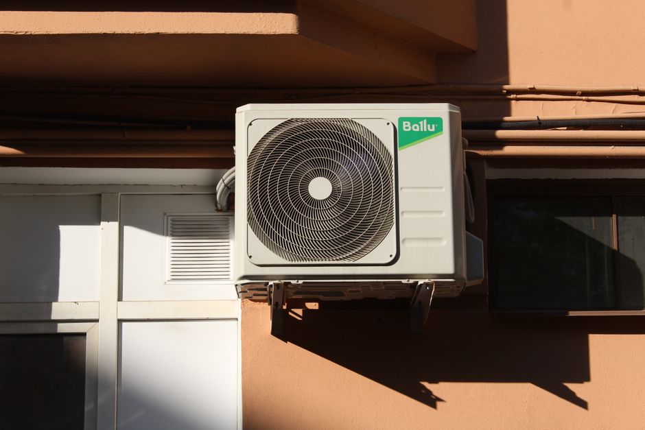 How to DIY Fix Your AC Before a Heat Wave Swamps HVAC Techs